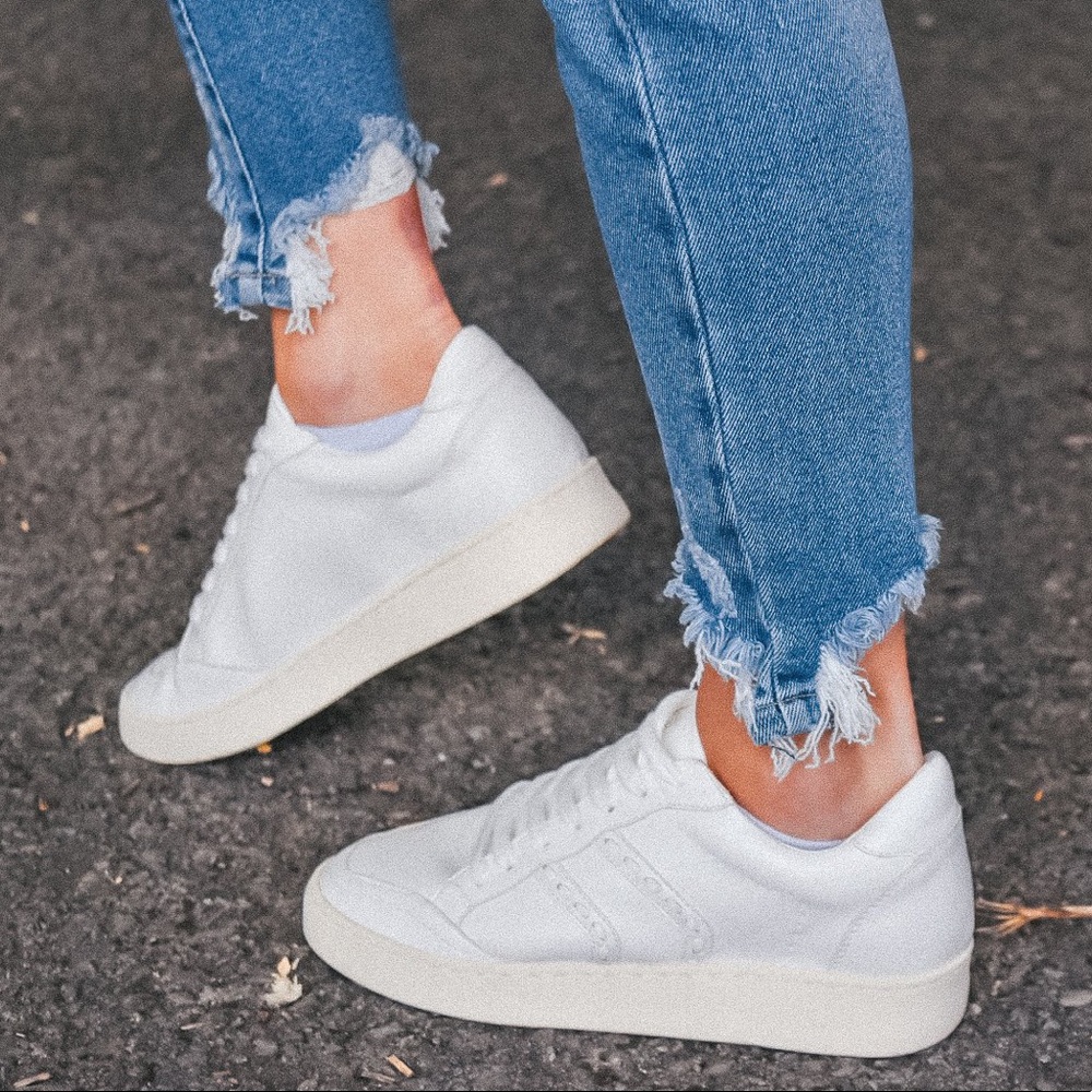 Low Top White Sneaker